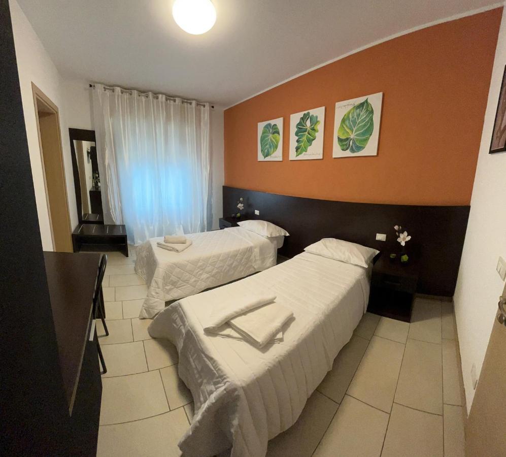 Bed & Breakfast La Rondinella Cerasolo Екстериор снимка